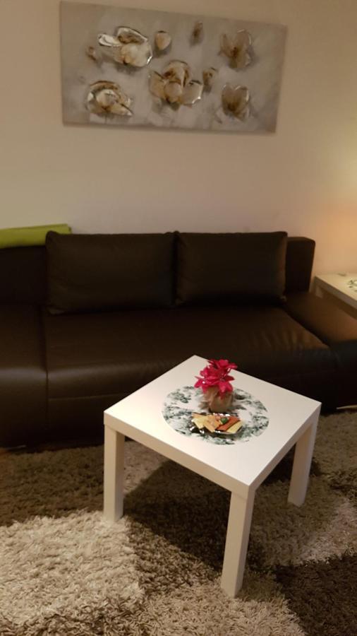 Ferien-& Monteurwohnung Koenen2 Nah Am Westfield Centro Оберхаузен Экстерьер фото